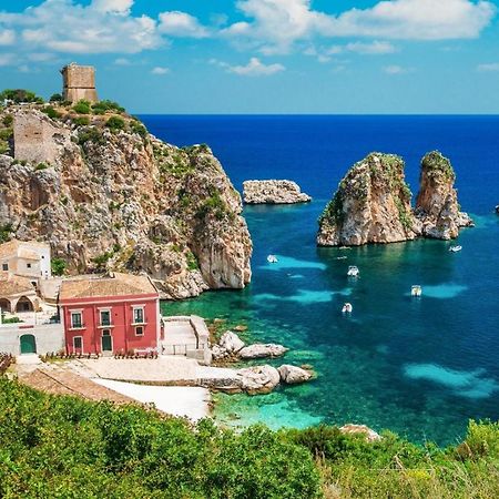 Villa Fiorenza - 100 Mt Dal Mare 卡斯泰拉马莱 外观 照片