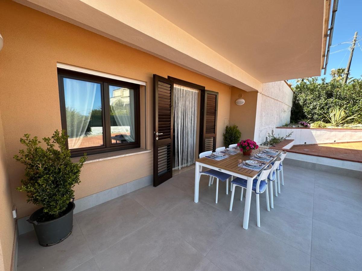 Villa Fiorenza - 100 Mt Dal Mare 卡斯泰拉马莱 外观 照片