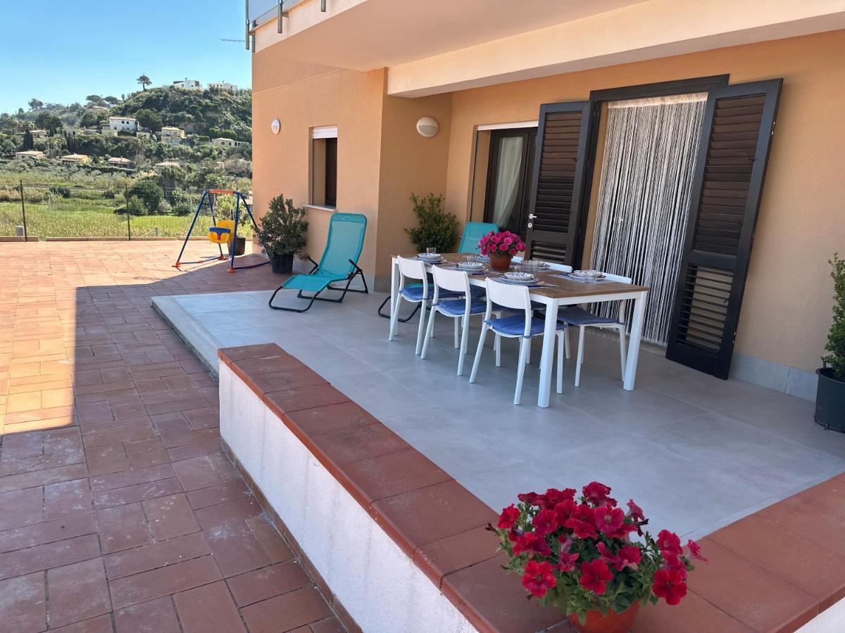 Villa Fiorenza - 100 Mt Dal Mare 卡斯泰拉马莱 外观 照片