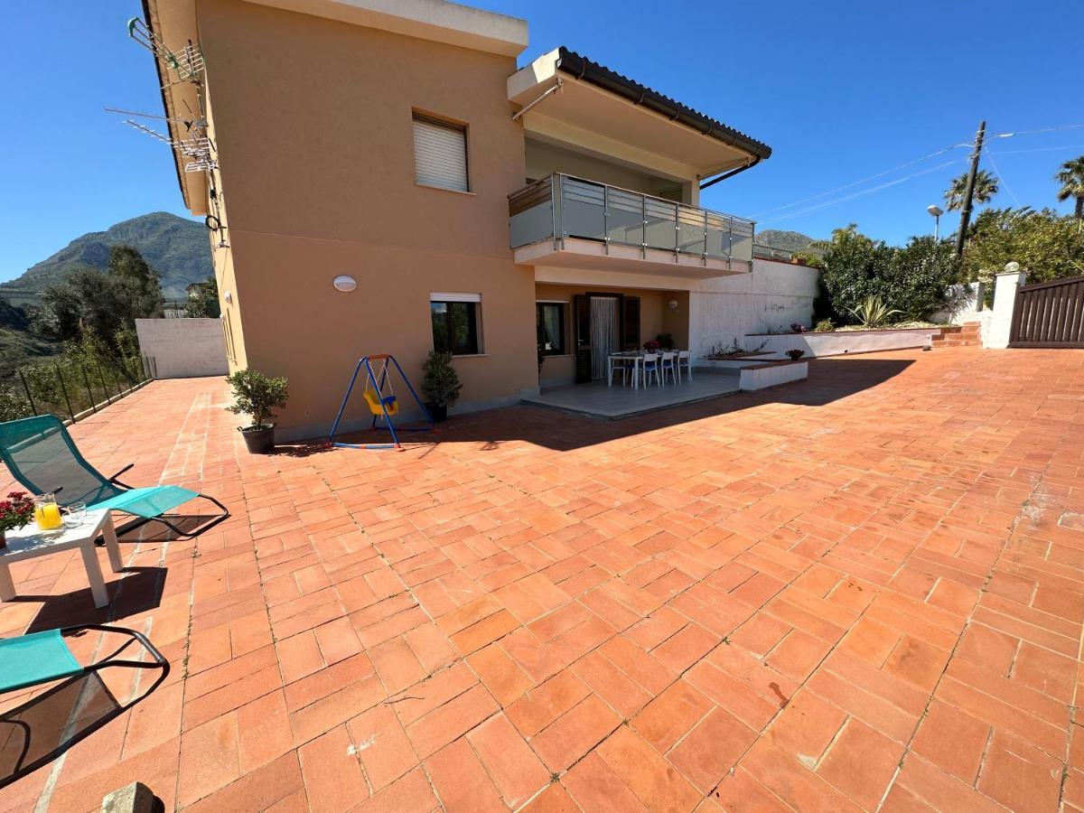 Villa Fiorenza - 100 Mt Dal Mare 卡斯泰拉马莱 外观 照片