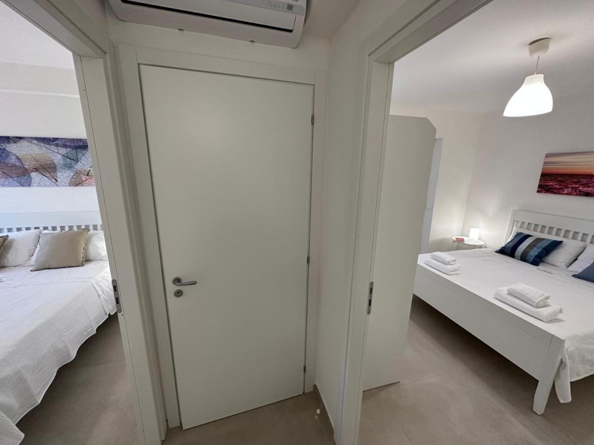 Villa Fiorenza - 100 Mt Dal Mare 卡斯泰拉马莱 外观 照片